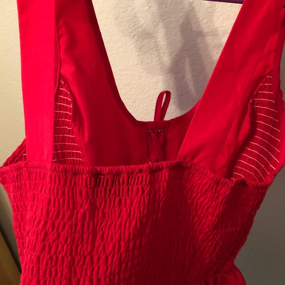 Red tank top, new without tags - Picture 4 of 6